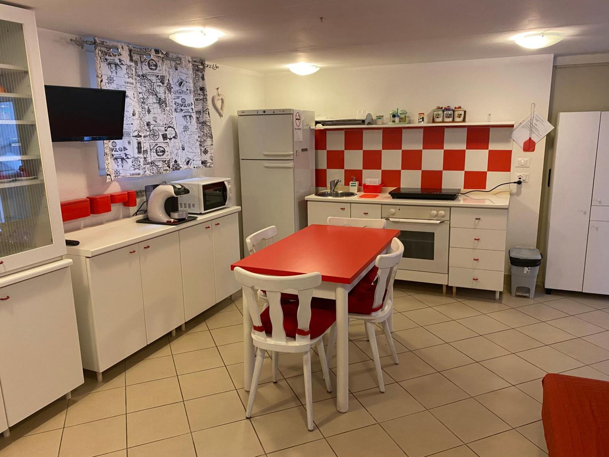 Casa Vacanze Gardiolina San Felice del Benaco Ngoại thất bức ảnh