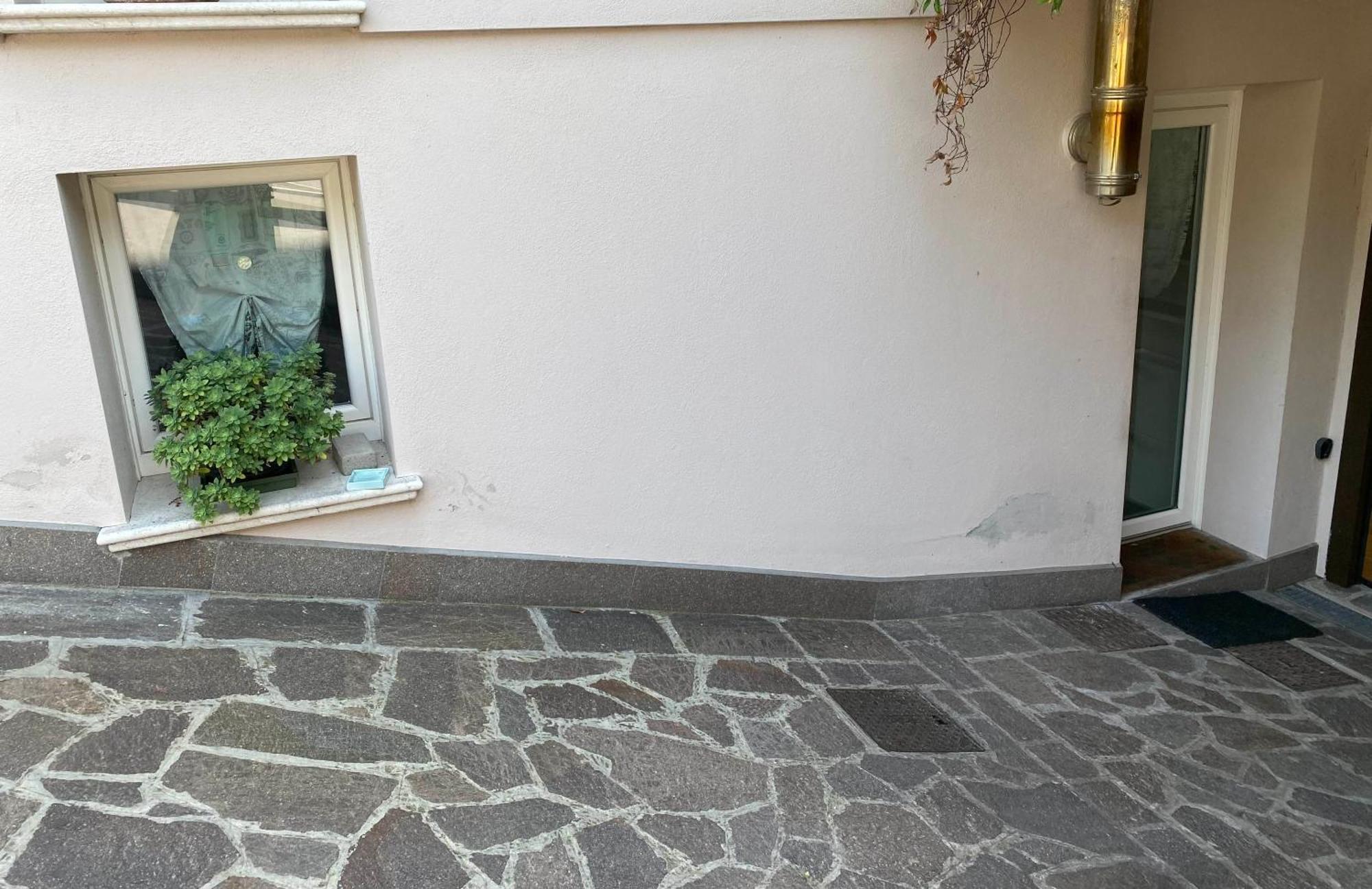Casa Vacanze Gardiolina San Felice del Benaco Ngoại thất bức ảnh